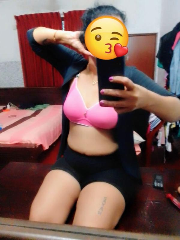මහරගම  🥰1 Hour Two Shot 6500/=(withroom) Full Service 🥰  Maharagama, මහරගම