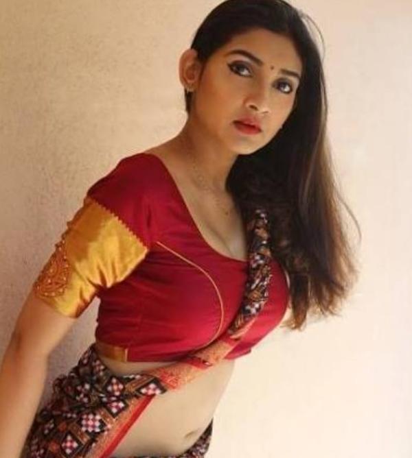 Night එකක් සදහා slim girl කෙනෙක් හරි aunty කෙනෙක් අවශ්‍යයි .