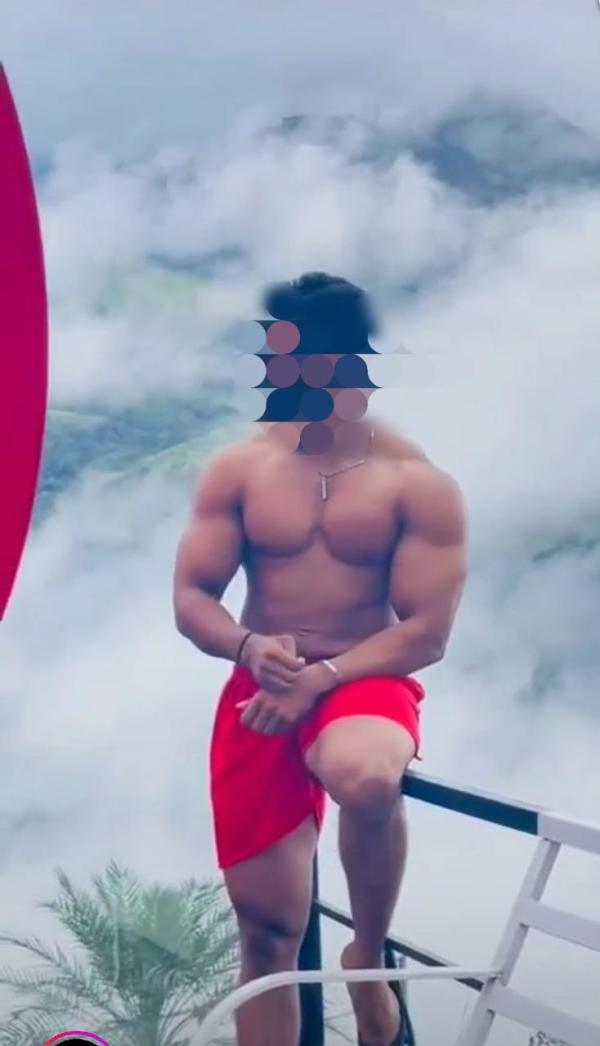 Ladies Only කාන්තාවන්ට පමණි..
