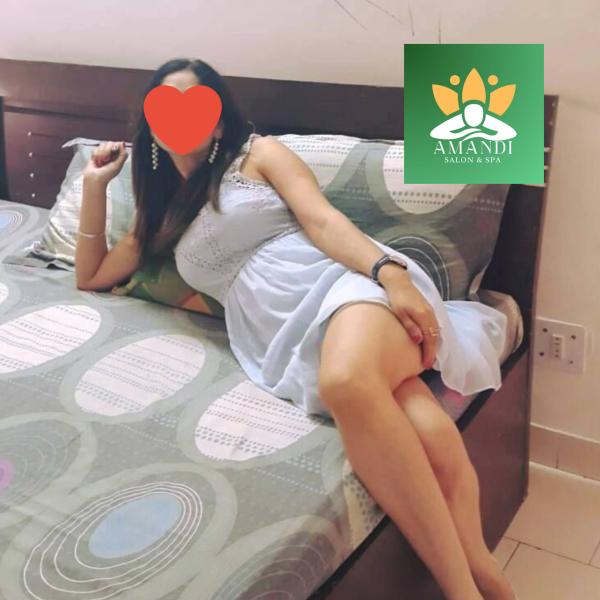 🌺 වයස අවුරු 21 ඉදල ලස්සන කෙල්ලො ඉන්නවා කැමති කෙනෙක්ට කියලා සැප මාසාජ් එකක් ගන්න🌻