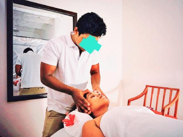Only For Ladies And Couples ✅