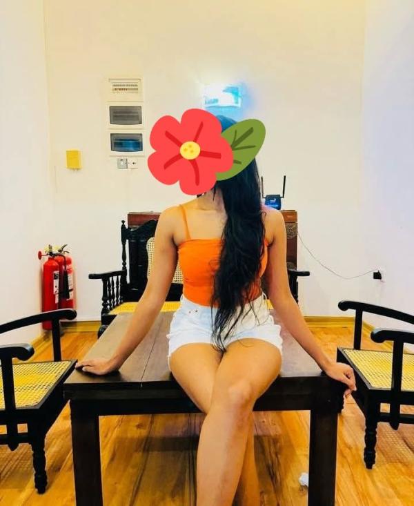 KANDY PERDENIYA.මම.nethu 💃 මාගේ පූර්ණ විශ්වාසනීයත්වය තහවුරු වන තුරු අයකිරීමක් නොමැත... ❤️23 years Age ❤️අලුතින් අද දින සිට 🤟ඇනල් නැතුව ඔන එකක් ඔකේ.with