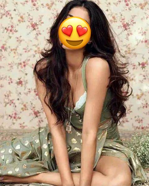 NISHA නිශා🏵️I'M BEAUTIFUL GIRL