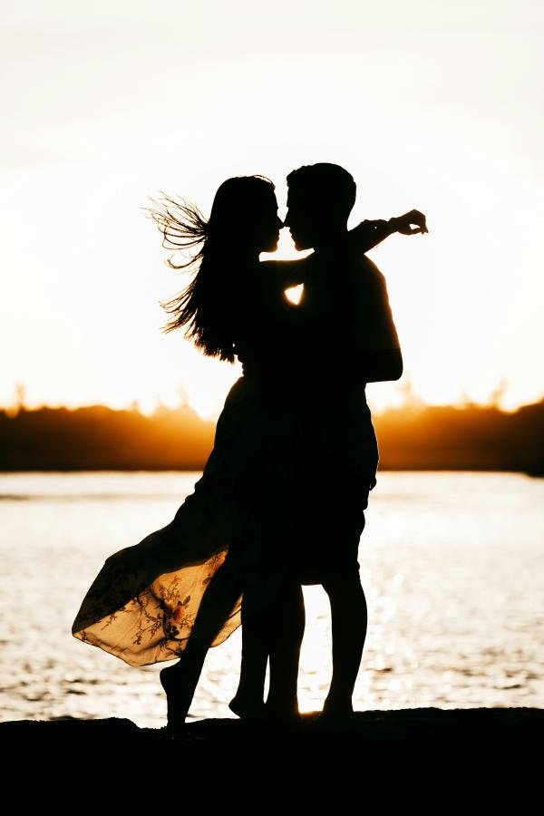 Girl Couple & women  only