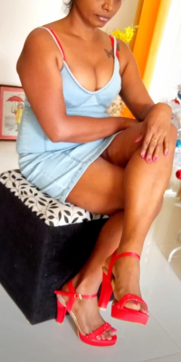 📲Cam Show and Online Femdom Session🥰