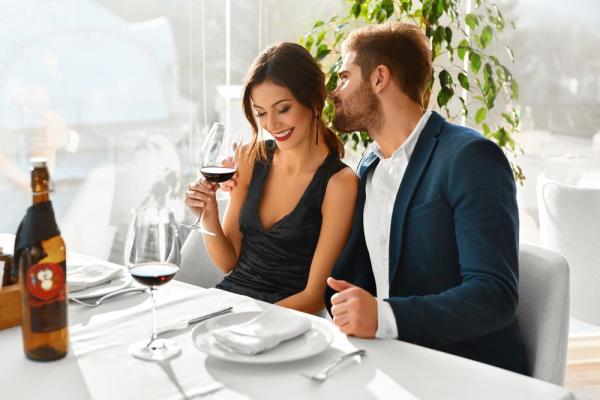 මම Sugar Daddy කෙනෙක් ඔයාට පුළුවන් මගේත් එක්කකතාබහ කර ගන්න