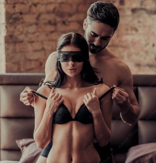 Full service, Threesome and cuckold couple and ledies