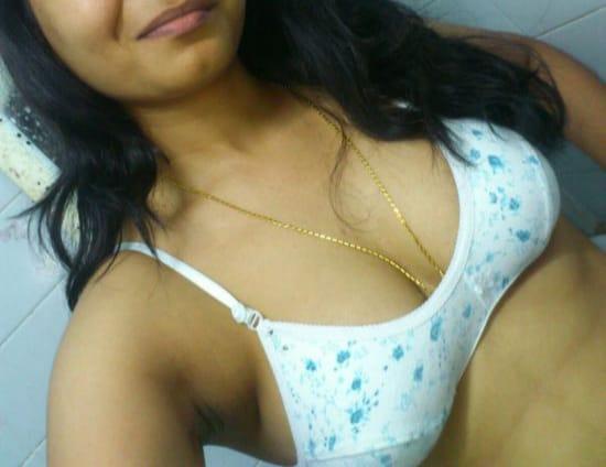 Viveka  live cam