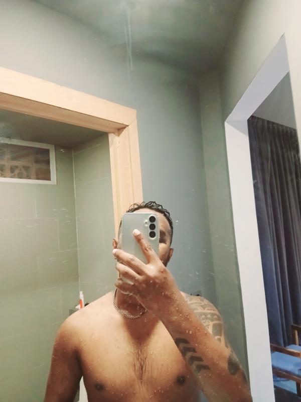 Looking for Genuine Girl