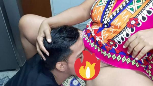 Ladies only / සියලූම කාන්තාවන් සඳහා පමනයි