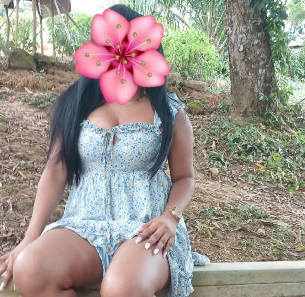 නිට්ටඹුව ෆුල් සර්විස් මසාජ් එකයි Rs.6000/=