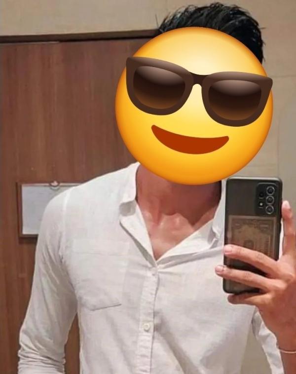 Young Handsome Guy for Ladies and Couples