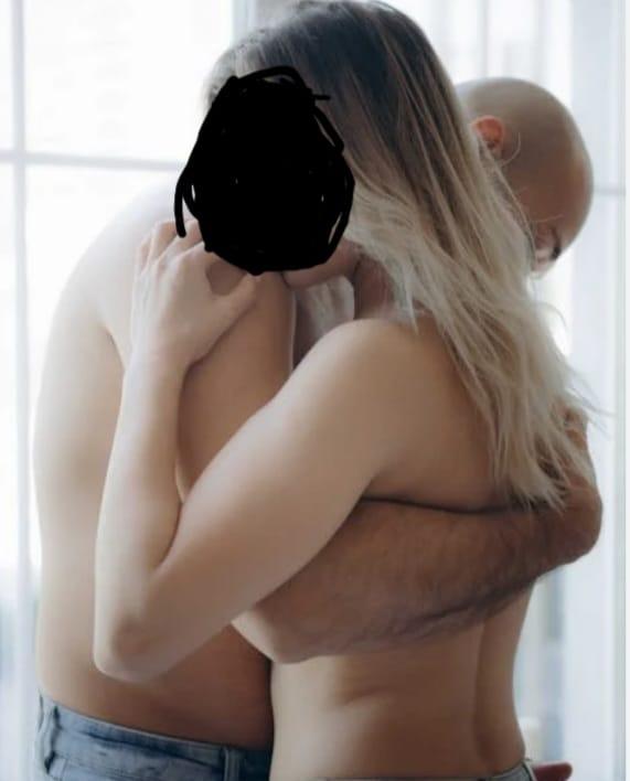 HUMBLE  INVITATION FOR MALES OR COUPLES