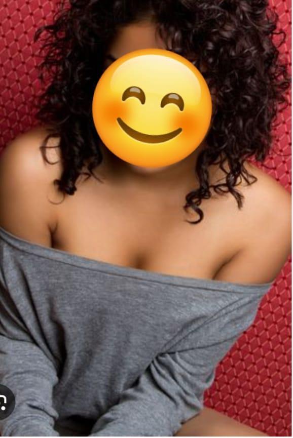 No1 service 2000/-🍃ඇගට දැනෙන වෙහෙසට නිමාවක්..අපෙන් 💖full body massage එකක් ගන්න අදම එන්න...