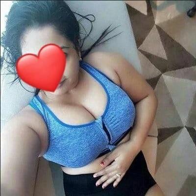 HOT BIG BOOBS CAM GIRL