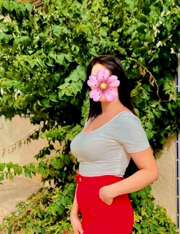New girl Full service Dehiwala  6000/= ( 28 y) මගෙ ඇත්තම photo එකක් තමයි දාලා තියෙන්නෙ .