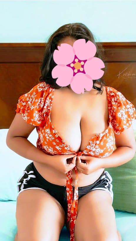 මීගමුව CUTE GIRL 🧜 With Out Room