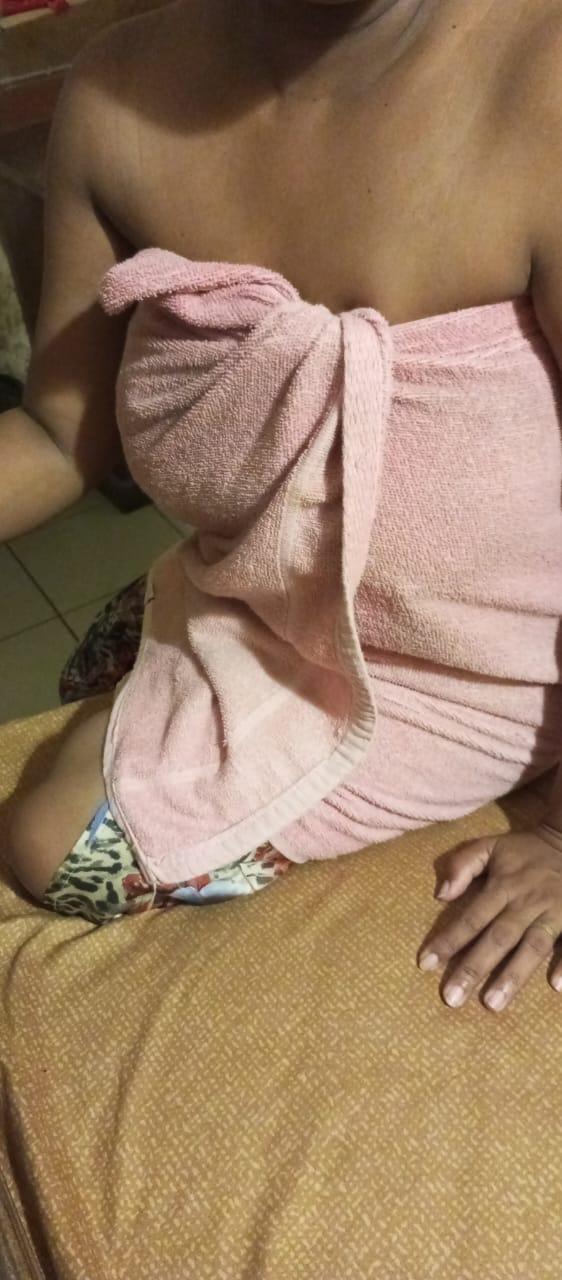 WELCOME 👍👍 ( borella ) FULL SERVICE 4000/= WITH ROOM KADUWELA