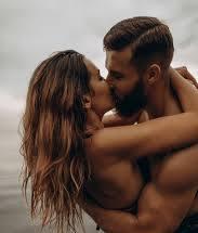 Grils and ladies only. කාන්තාවන් සදහා පමණි.
