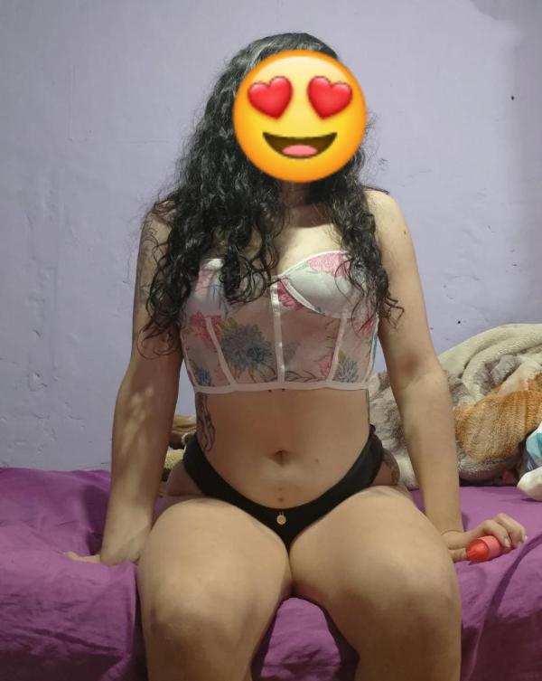 ⚜️𝐋𝐈𝐕𝐄 𝐂𝐀𝐌 𝐒𝐇𝐎𝙬⚜️  💎 𝙄’𝙢 𝒉𝒊𝒓𝒖𝒏𝒊 💝 💎I am _27 _years_ old sexy _ 👩‍🦰chubby*_ _girl_ 📸Clear camera 📷