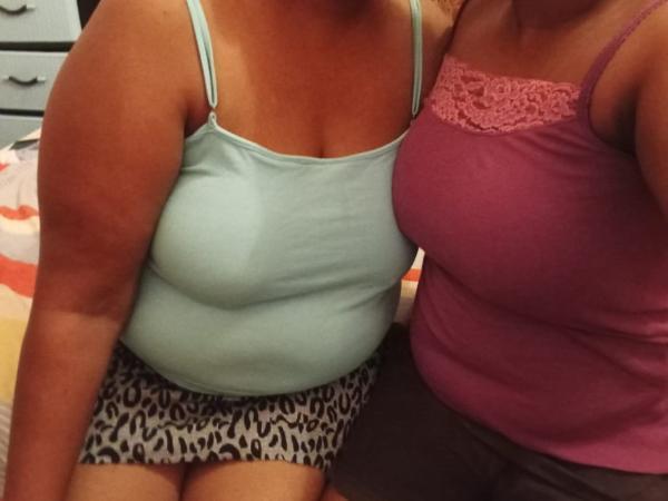 ♀️♀️ REAL LESBIAN CAM SHOW ♀️♀️