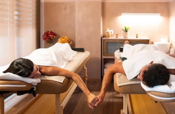 Campus Girl And Boy For Couple Massage