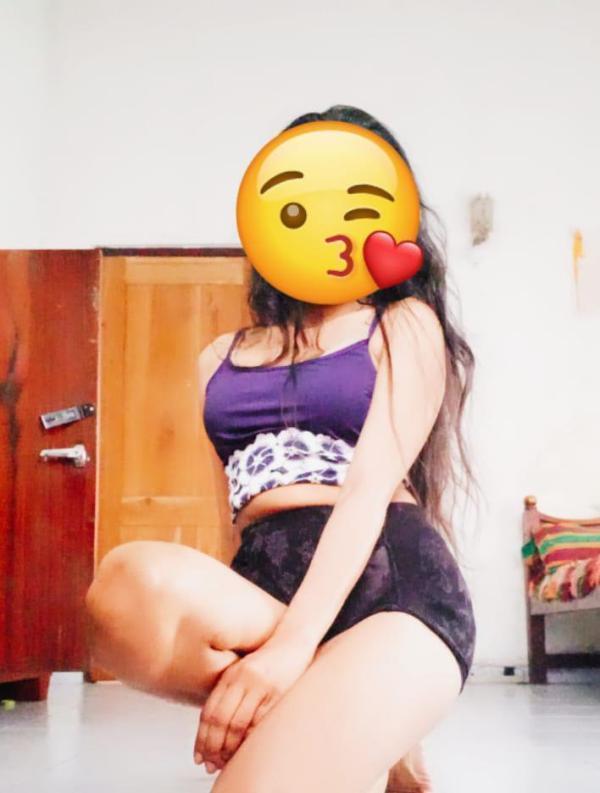 SLIM GIRL IN MAHARAGAMA PRIVET APPARTMENT 4000/=