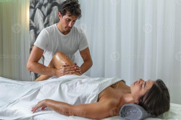 🔴 FULL BODY MASSAGE WITH FULL SERVICE ONLY FOR GIRLS LADIES AND LESBIANS   💕🌸❤️
