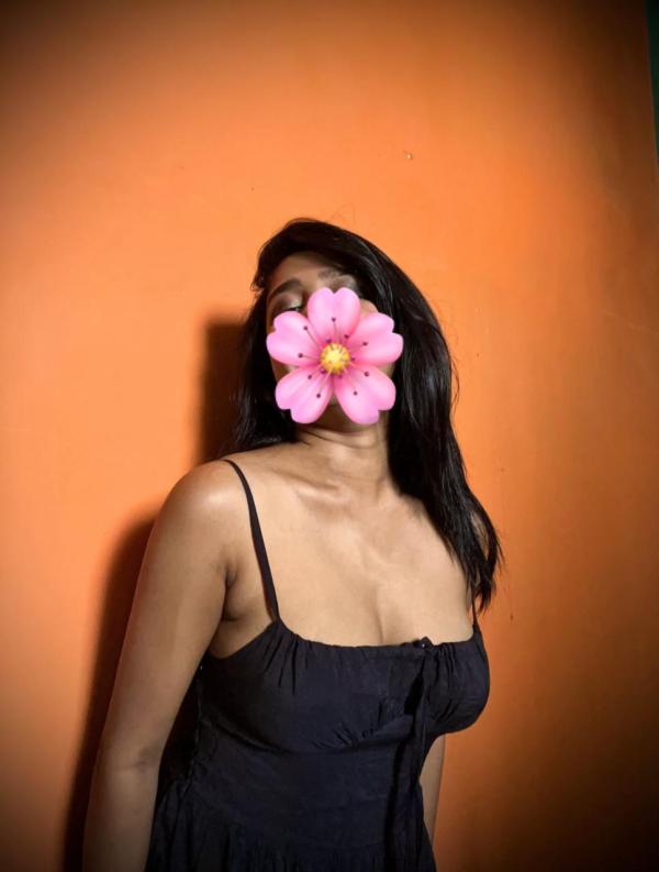 beautiful tamil girl live cam show
