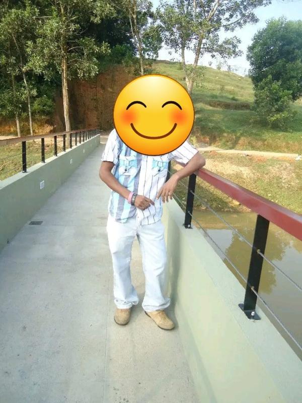ගැහැණු අය සහ කපල් සදහා පමණි