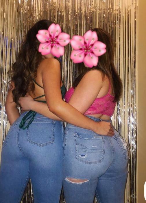 💟💟LESBIYAN CAM SHOW*💯