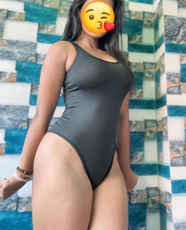 ✅️21 years old VVIP Professional cam girl.✅️