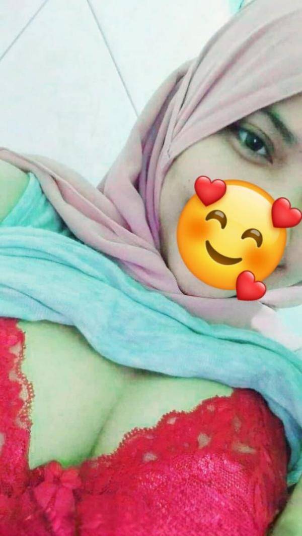 Tamil Muslim girl💖 cam show only