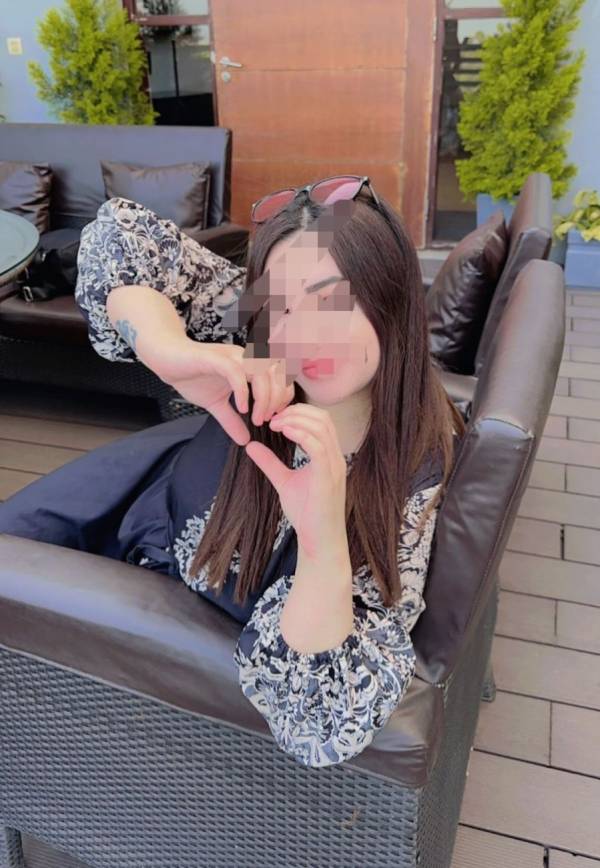 SriLankan  20000 modelling girls         Russian, Colombian girl’s available 60000 Kollupitiya visit ok Kollupitiya apartment available