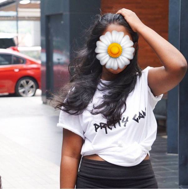 ලස්සන තලෙලු කෙල්ල Umeshi PANNIPITIYA FULL SERVICE 💃