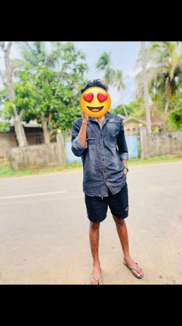 lam looking 23 to 40 married and unmarried girl & ladies