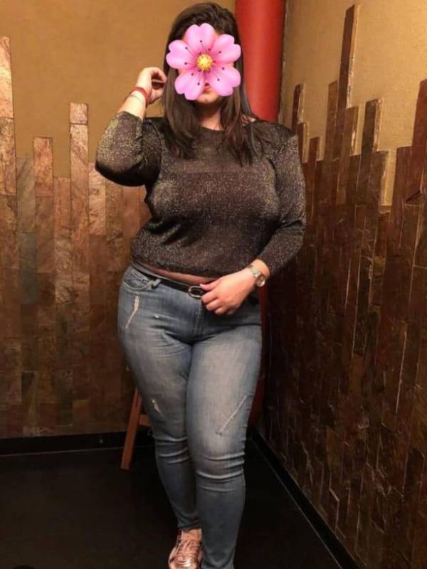 💐 ♥️ Full Service With Room 5500/=♥️💐New Chaby Girl ❣️❣️සැප ලොකෙක අතරමං වෙන්න 🌸