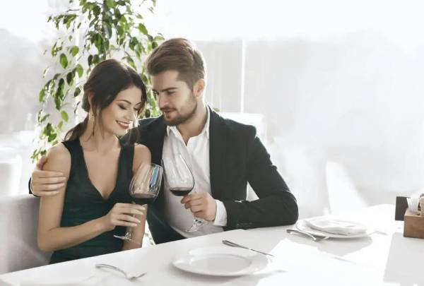Special: ladies who living abroad