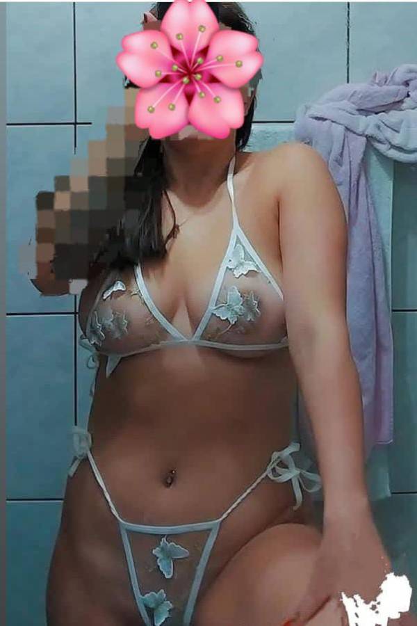 Beautiful Young Girl VVIP Cam Show Available 💦❤️👑