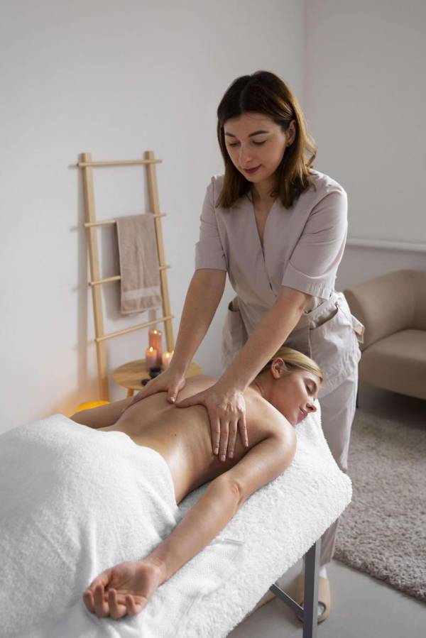 HOME AND HOTEL VISIT FULL BODY MASSGE SERVICE