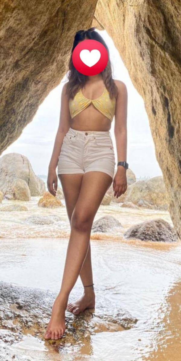 New Girl, Real photo 💯✅ Kaduwela,kalaniya, biyagama   area Hotel room (8000)/=