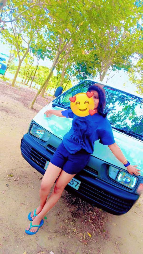 DECENT AND HOT GIRL AT Alawwa, warakapola, pasyala අලව්ව වරකපොල පස්යාල