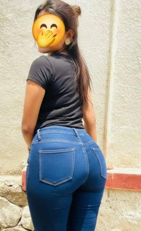 Beautiful Young Girl Full Service Available Genuine Best Service 1 Shot 5500/=