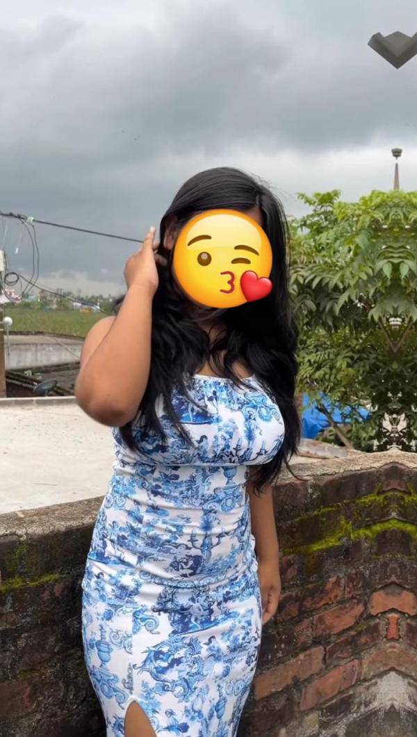 Hot girl at Dehiwala