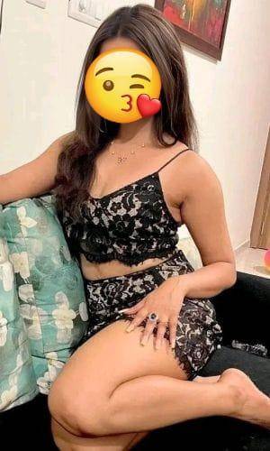 ✅️New sexy  girl✅️ at bambalapitiya Full service and massage