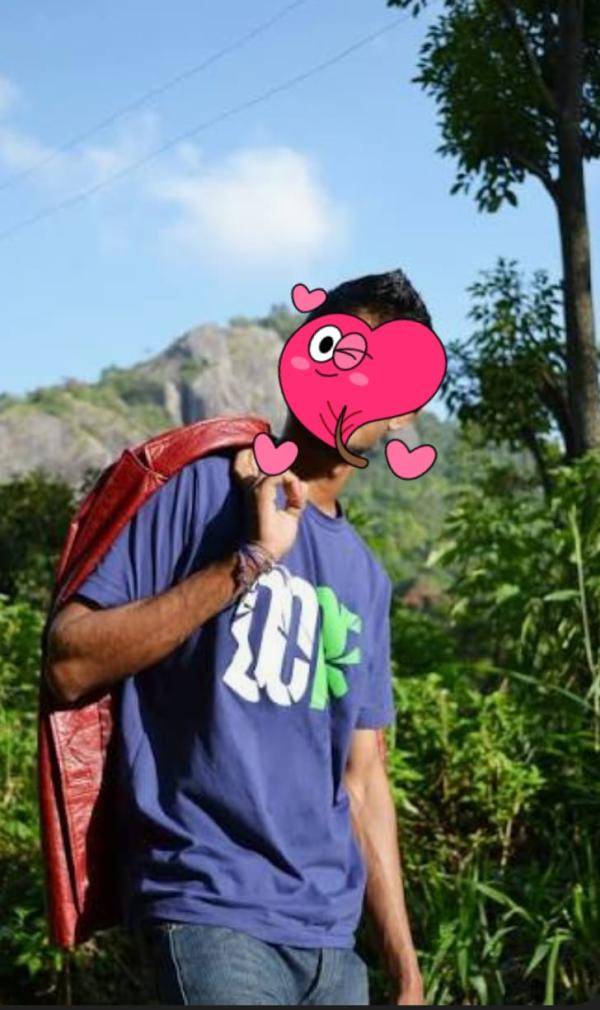 I'm kawidu. Age 25 Location - Galle  Contact Call | Whatsapp 0772257437