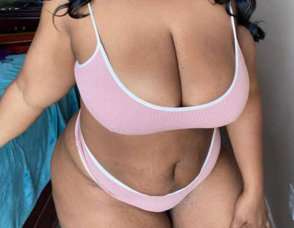 Big Ass Big Boobs Hot Beautiful Girl Live Cam Service Available 🥵❤️