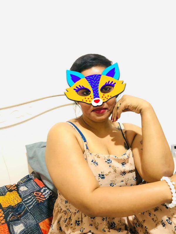 Hot girl rithu at Maharagama . Nugegoda . Dehiwala. Borelasgamuwa
