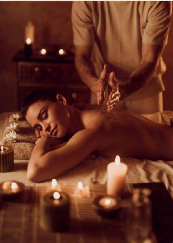 " කාන්තාවන් සදහා පමණයි "